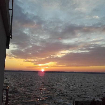Studio Sunset Violet Mamaia Luaran gambar